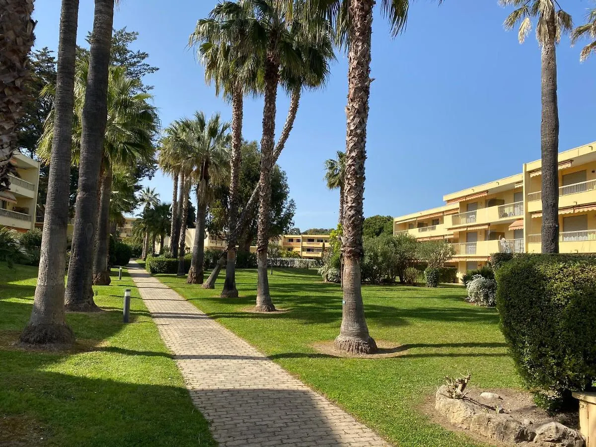 Residence Les Eucalyptus Antibes 0*,